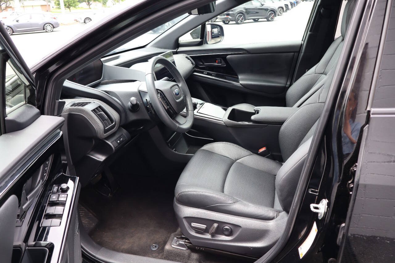 Used 2023 Toyota bZ4X AWD image 7