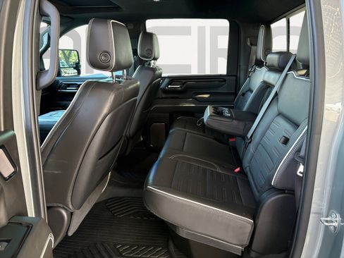 Used 2024 GMC Sierra 2500 AT4X w/ AT4X AEV Edition image 22