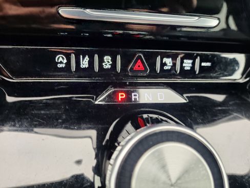 Used 2023 Jeep Wagoneer L Series II image 29