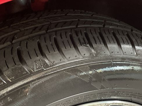 Used 2021 Volkswagen Jetta SE w/ SE Cold Weather Package image 12