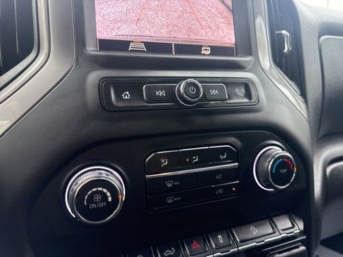 Used 2022 Chevrolet Silverado 1500 Custom Trail Boss image 28