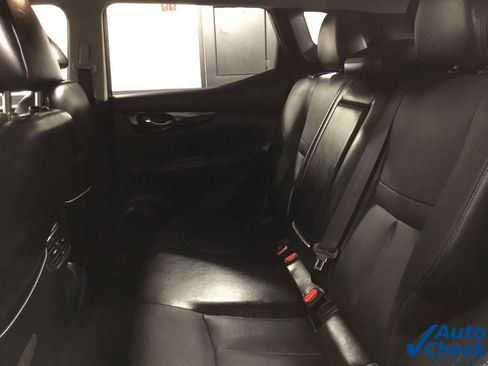 Used 2018 Nissan Rogue Sport SL w/ SL Premium Package AWD/4WD image 28