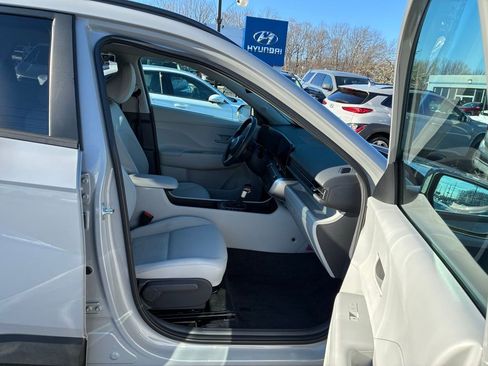 Used 2024 Hyundai Kona SEL image 22