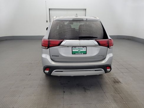 Used 2019 Mitsubishi Outlander SEL AWD/4WD image 6