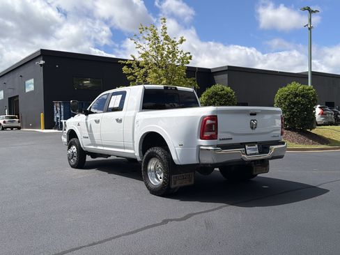 Used 2022 RAM 3500 Laramie AWD/4WD image 15