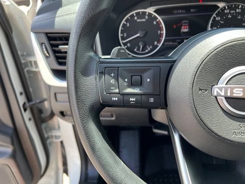 Used 2024 Nissan Rogue S AWD/4WD image 26