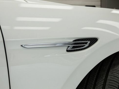 Used 2015 Bentley Flying Spur V8 AWD/4WD image 10