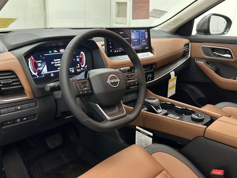 New 2026 Nissan Rogue Platinum AWD/4WD image 18