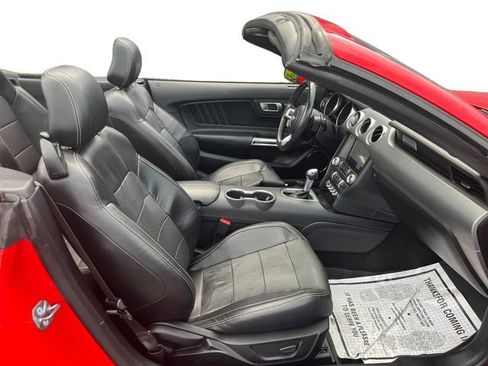 Used 2022 Ford Mustang GT Premium RWD image 41