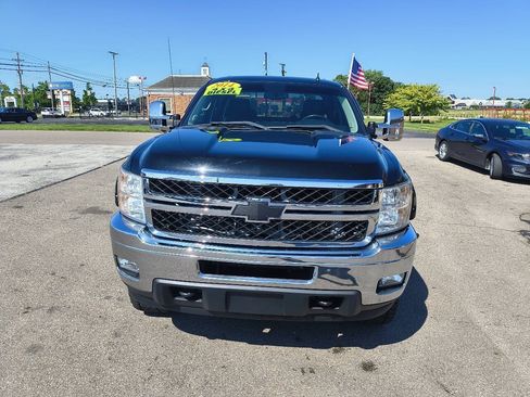 Used 2014 Chevrolet Silverado 2500 LT w/ Custom Sport Truck Package AWD/4WD image 12