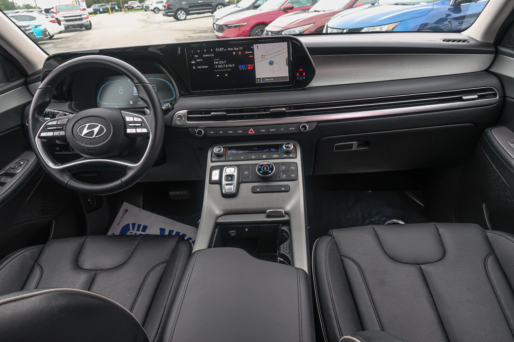 Used 2024 Hyundai Palisade SEL AWD/4WD image 16