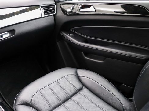 Used 2018 Mercedes-Benz GLE 350 image 19