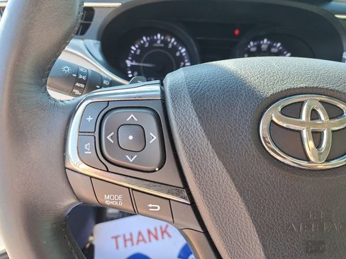 Used 2014 Toyota Avalon XLE Touring image 18