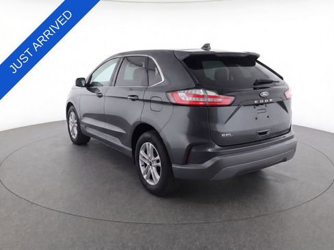 Used 2024 Ford Edge SEL w/ Convenience Package image 7