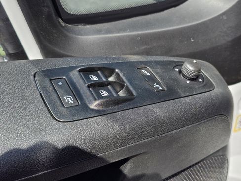 New 2025 RAM ProMaster 2500 w/ Convenience Group image 18