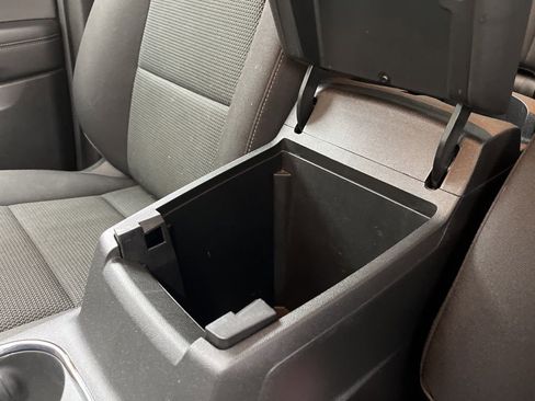 Used 2024 GMC Canyon Elevation w/ Convenience Package image 27