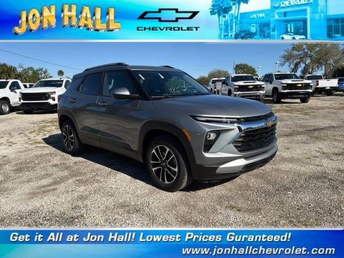 New 2026 Chevrolet TrailBlazer LT w/ Driver Confidence Package image 1