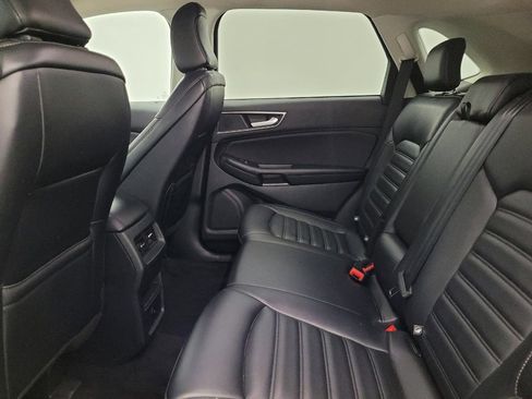 Used 2023 Ford Edge SEL image 18
