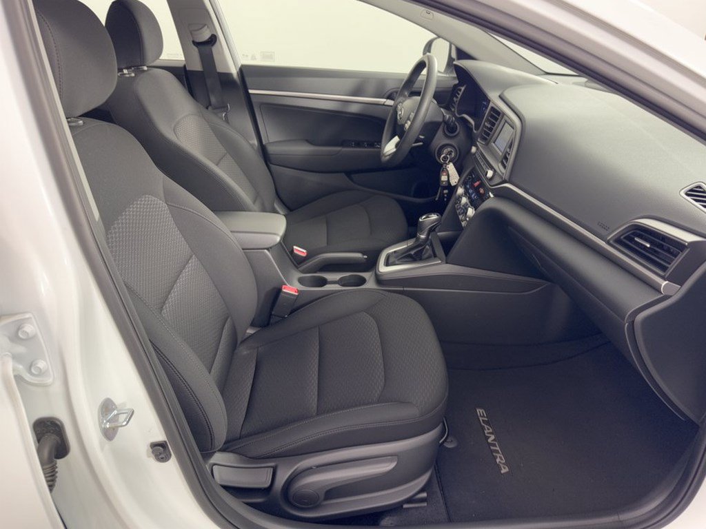 Used 2020 Hyundai Elantra SE w/ Cargo Package (C1) FWD image 30