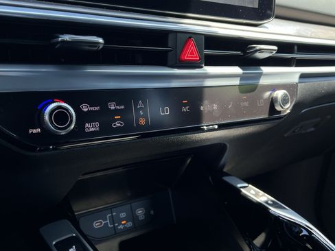 New 2026 Kia Sorento SX Prestige AWD/4WD image 24