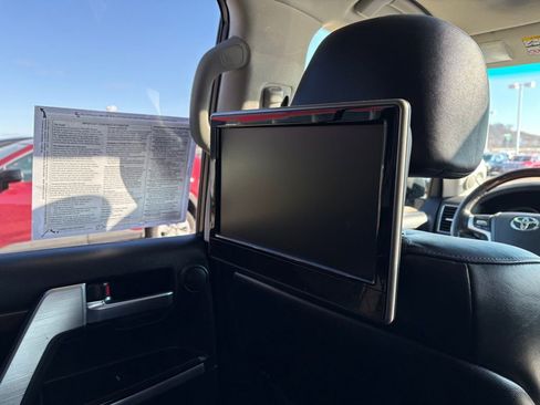 Certified 2016 Toyota Land Cruiser AWD/4WD image 18