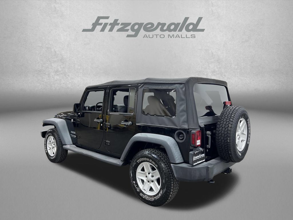 Used 2018 Jeep Wrangler Unlimited Sport w/ Connectivity Group AWD/4WD image 3