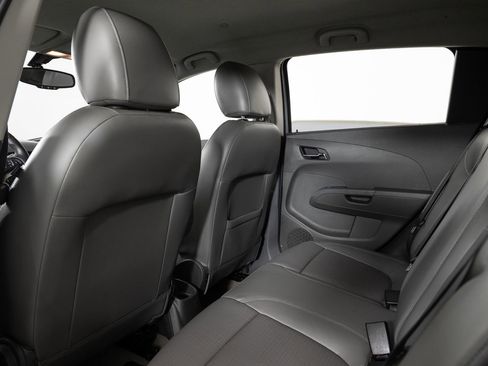 Used 2015 Chevrolet Sonic LTZ image 17