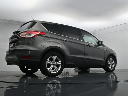 Used 2013 Ford Escape SE FWD image 37
