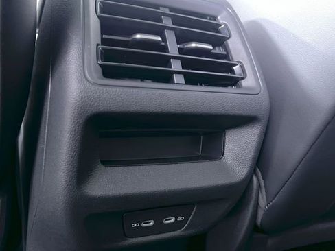 New 2026 Volkswagen Tiguan SE R-Line image 24