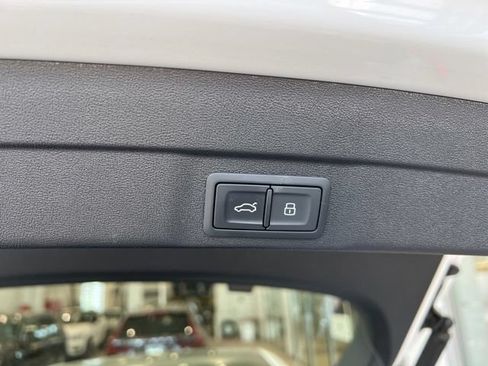 Used 2025 Audi A5 2.0T Premium w/ Convenience Package AWD/4WD image 18