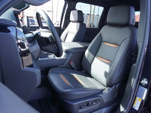 New 2026 GMC Sierra 2500 AT4 w/ AT4 Premium Plus Package image 15