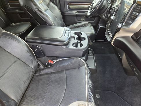 Used 2023 RAM 2500 Laramie AWD/4WD image 14