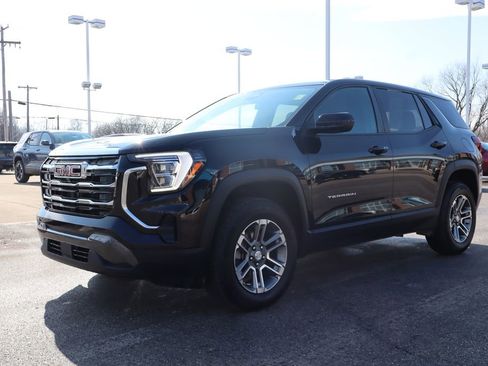 Used 2025 GMC Terrain Elevation image 6