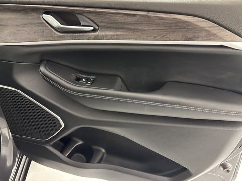 Used 2022 Jeep Grand Cherokee Limited w/ Trailer Tow Prep Group (B) image 41