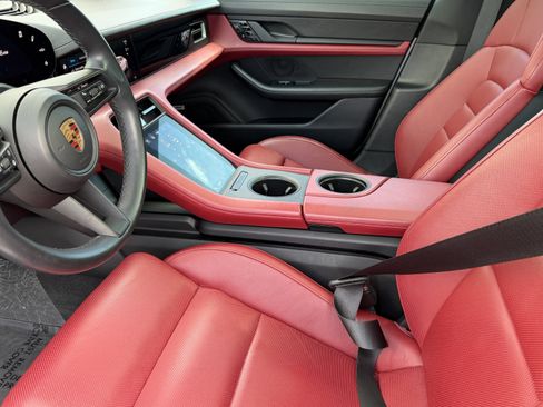 Certified 2020 Porsche Taycan 4S image 4