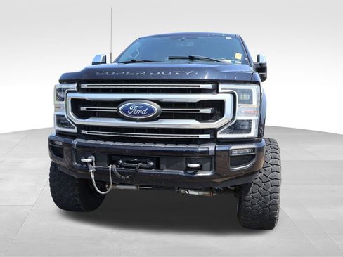 Used 2021 Ford F250 Platinum w/ FX4 Off-Road Package AWD/4WD image 4