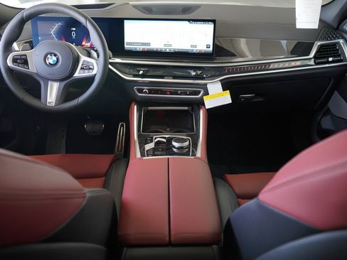 New 2026 BMW X6 xDrive40i w/ Premium Package AWD/4WD image 12