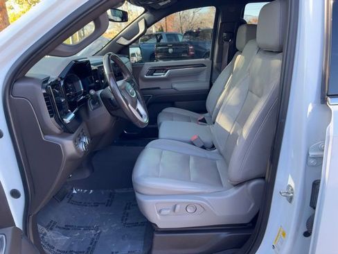 Certified 2022 GMC Sierra 1500 SLT image 13