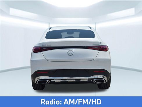 Used 2024 Mercedes-Benz GLC 300 4MATIC image 5