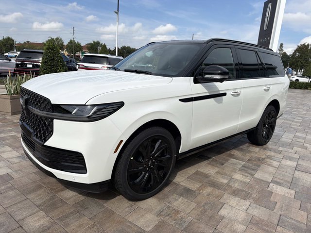 New 2027 Lincoln Navigator Black Label AWD/4WD image 5