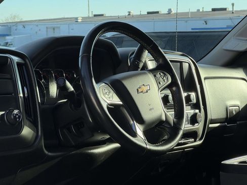 Used 2018 Chevrolet Silverado 1500 LT w/ All Star Edition image 9