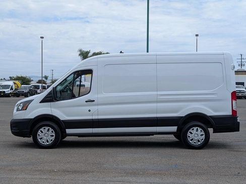 Used 2023 Ford E-Transit Medium Roof RWD image 5