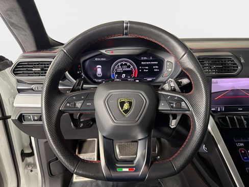 Used 2019 Lamborghini Urus AWD/4WD image 41
