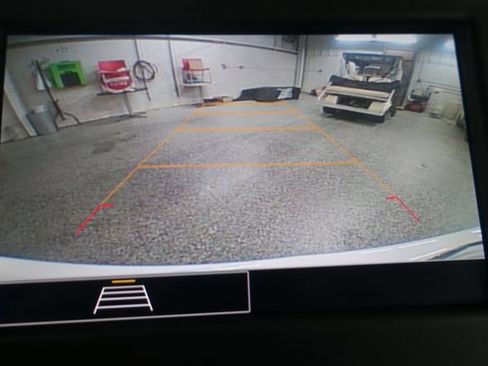 Used 2024 Chevrolet Equinox LT w/ LPO, Floor Liner Package FWD image 15