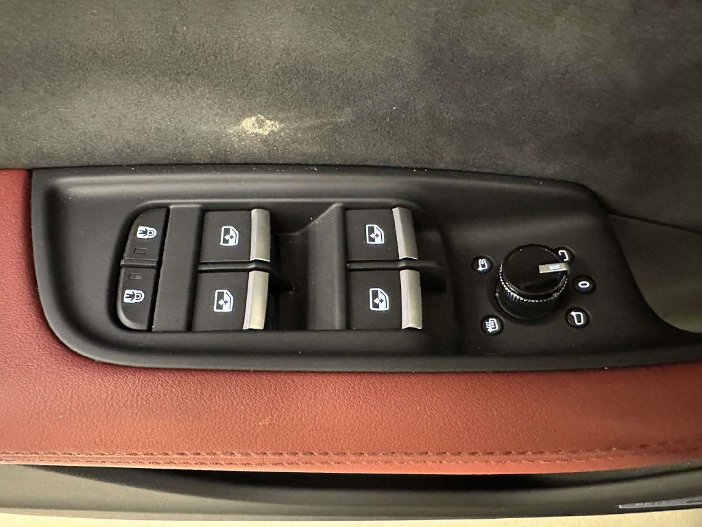 Used 2026 Audi SQ7 Prestige AWD/4WD image 21