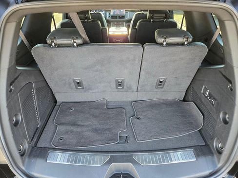 Used 2022 Chevrolet Tahoe Z71 w/ Luxury Package image 13