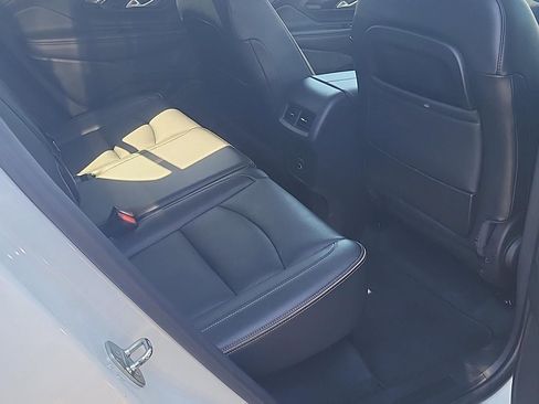 Used 2023 GMC Terrain AT4 image 18