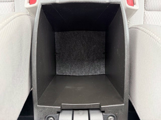 Used 2015 Toyota Corolla LE FWD image 29