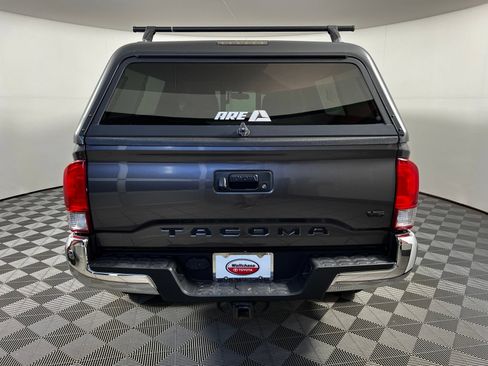 Used 2016 Toyota Tacoma TRD Off-Road w/ Towing Package AWD/4WD image 6