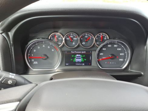 Used 2021 Chevrolet Silverado 2500 Custom w/ Custom Value Package image 21